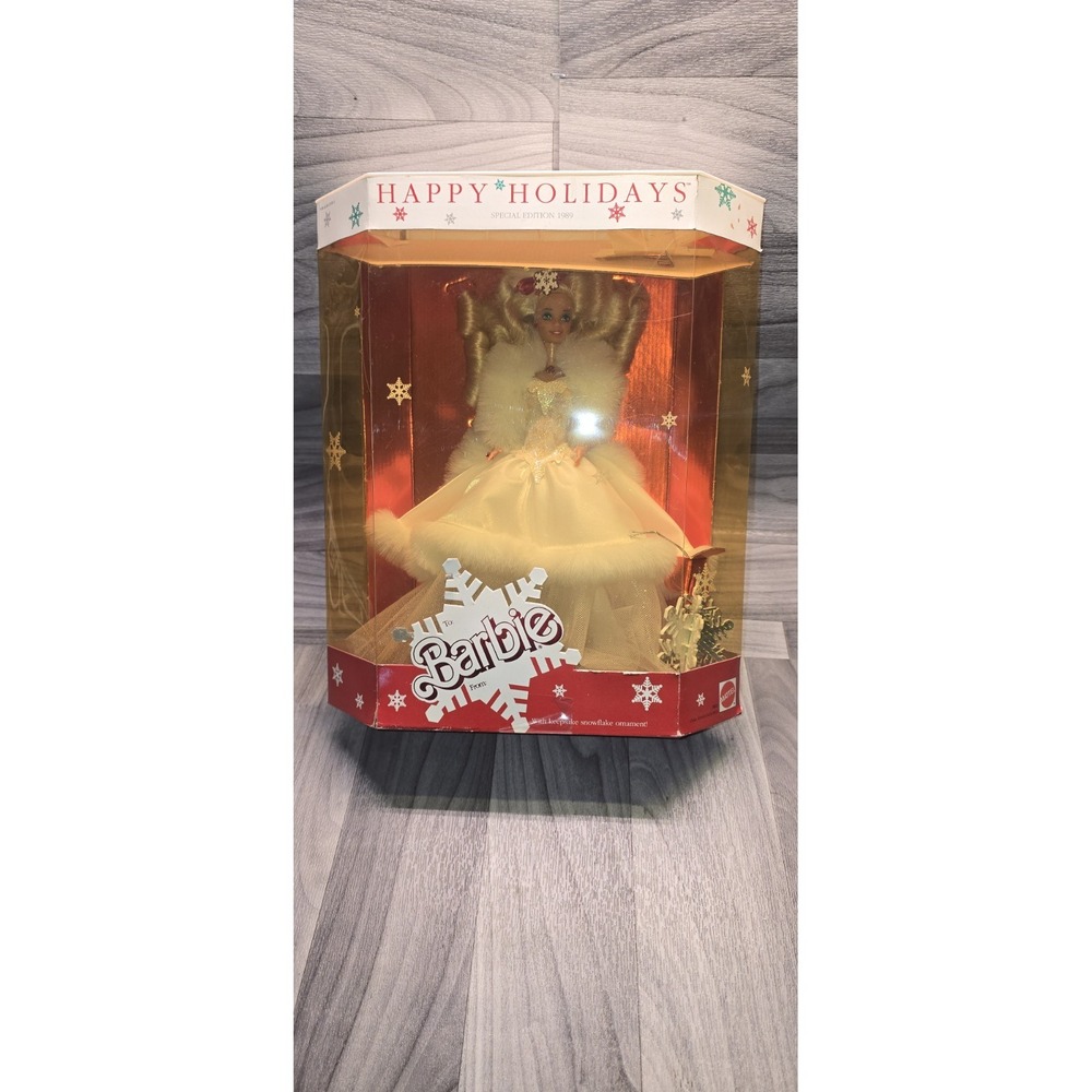 Beautiful Vintage Happy Holidays Barbie 1989 Edition